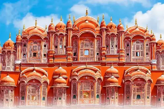 Hawa Mahal in Jaipur during Golden Triangle Tour