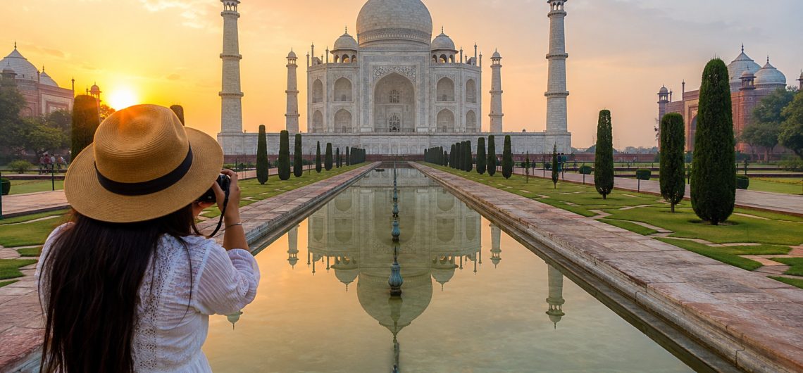 Best photography spot at the Taj Mahal with reflecting pool at sunrise